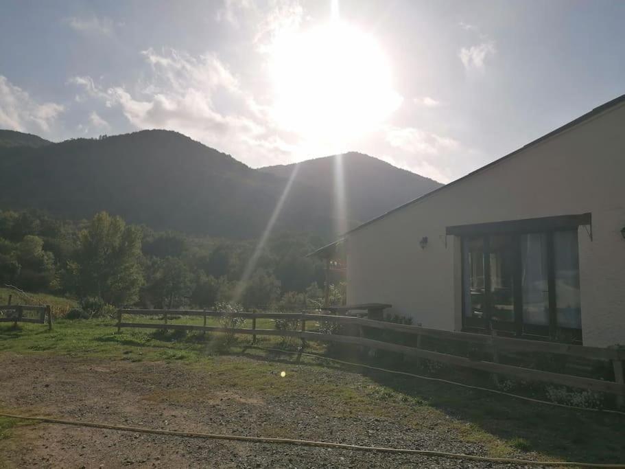 Bright Loft With Mountain And Nature View Sougraigne Buitenkant foto
